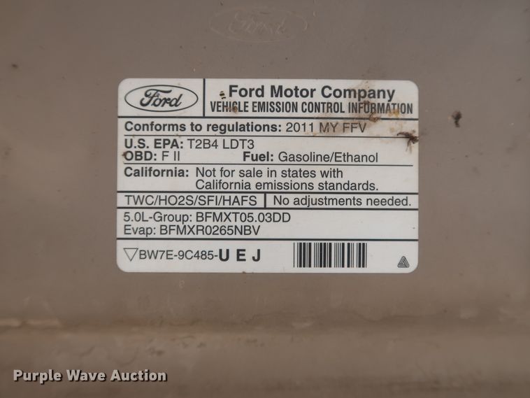 image for item HW9065 2011 Ford F150 XLT  SuperCrew pickup truck