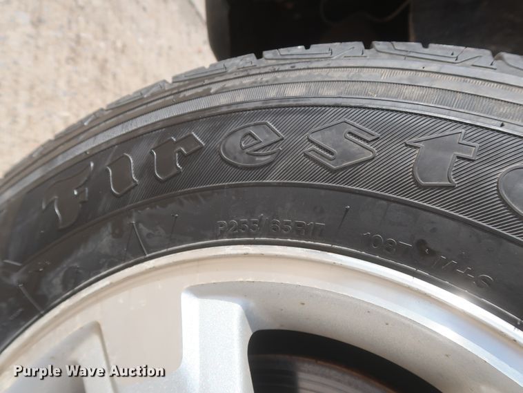 image for item HW9065 2011 Ford F150 XLT  SuperCrew pickup truck