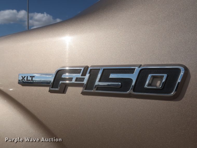 image for item HW9065 2011 Ford F150 XLT  SuperCrew pickup truck