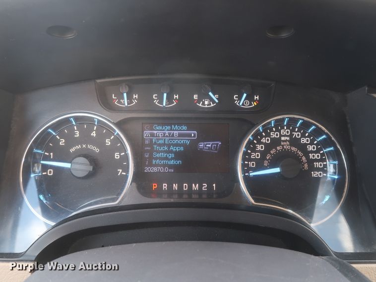 image for item HW9066 2012 Ford F150 XLT  SuperCrew pickup truck