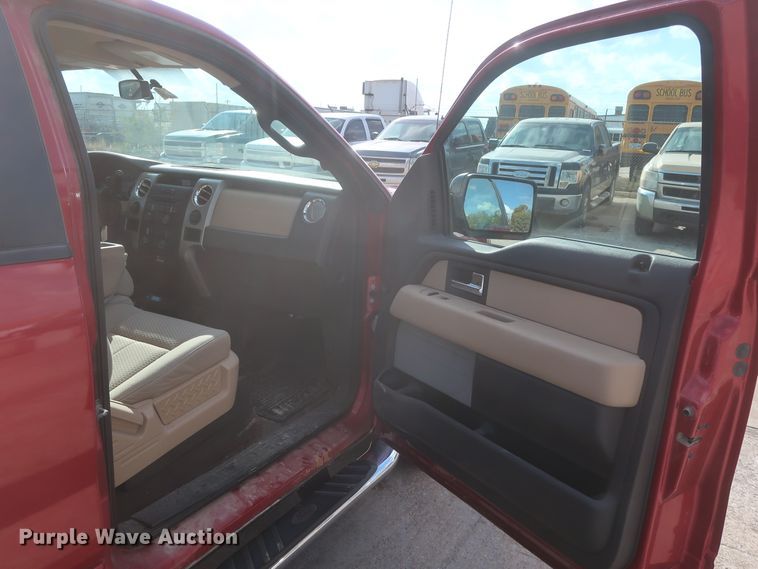 image for item HW9066 2012 Ford F150 XLT  SuperCrew pickup truck