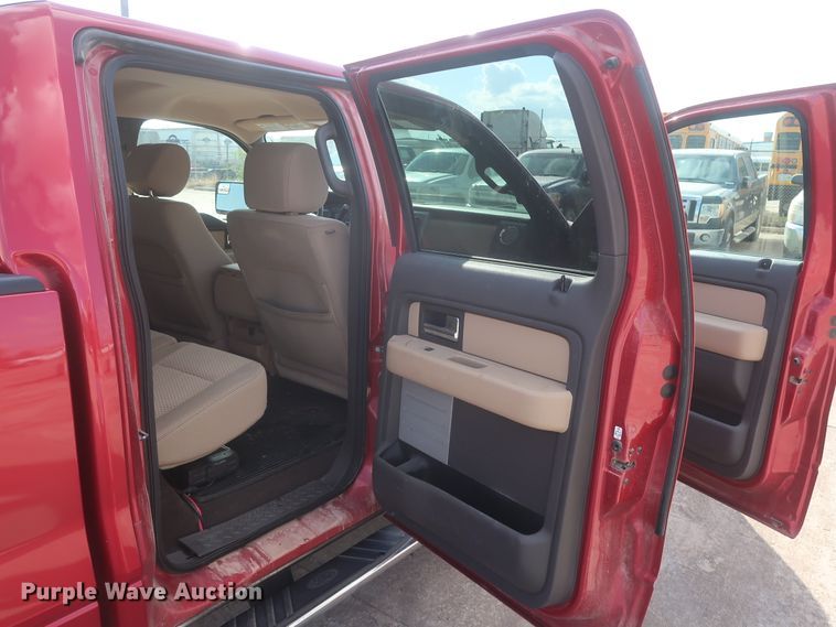 image for item HW9066 2012 Ford F150 XLT  SuperCrew pickup truck