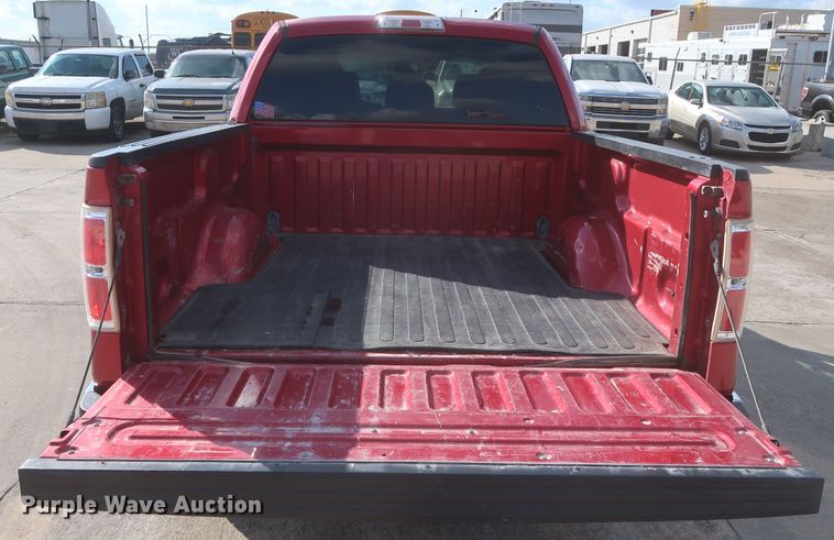 image for item HW9066 2012 Ford F150 XLT  SuperCrew pickup truck