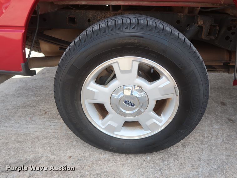 image for item HW9066 2012 Ford F150 XLT  SuperCrew pickup truck