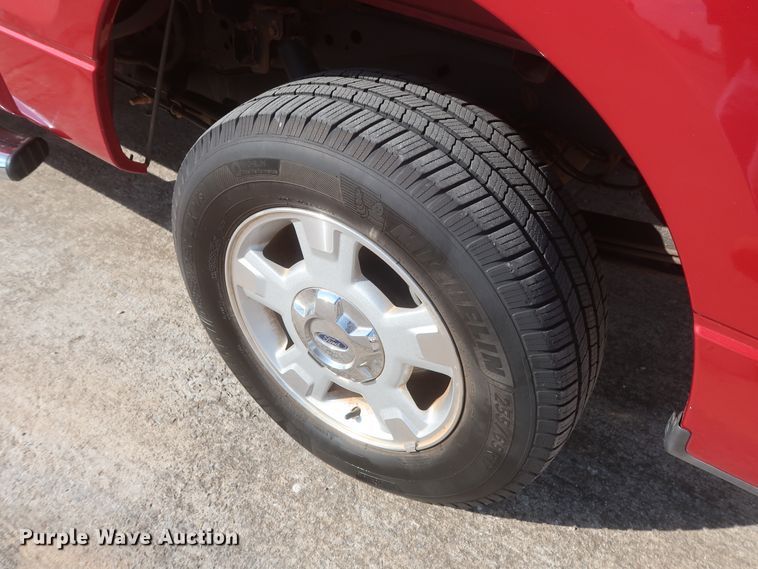 image for item HW9066 2012 Ford F150 XLT  SuperCrew pickup truck