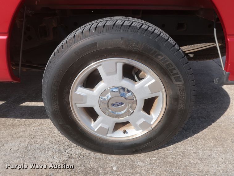 image for item HW9066 2012 Ford F150 XLT  SuperCrew pickup truck