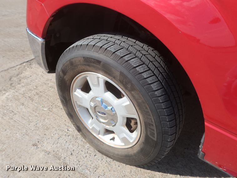 image for item HW9066 2012 Ford F150 XLT  SuperCrew pickup truck