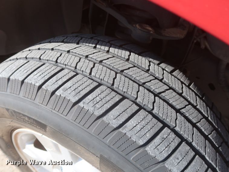 image for item HW9066 2012 Ford F150 XLT  SuperCrew pickup truck