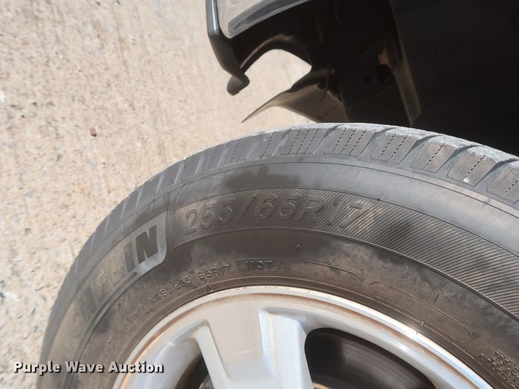 image for item HW9066 2012 Ford F150 XLT  SuperCrew pickup truck