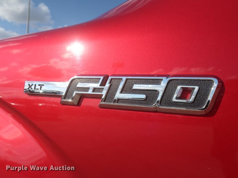 image for item HW9066 2012 Ford F150 XLT  SuperCrew pickup truck