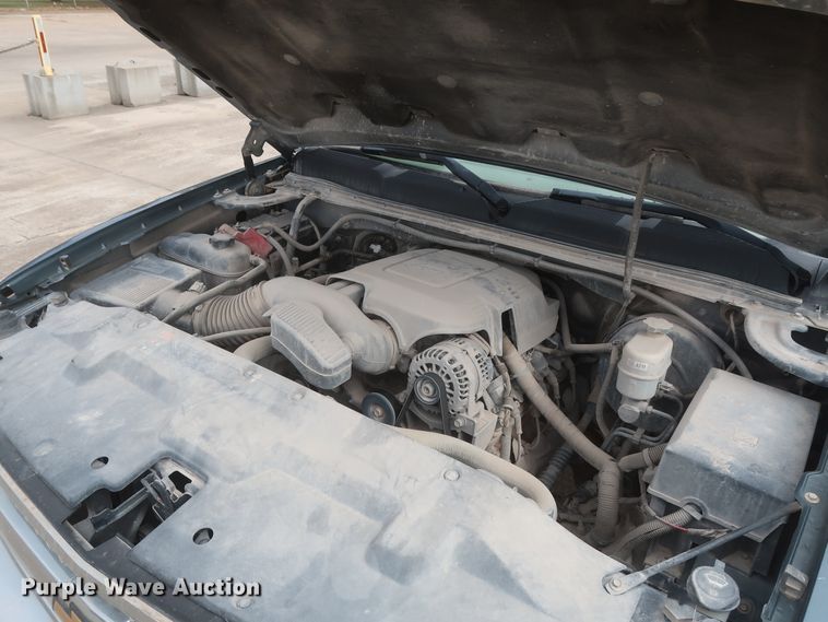 image for item HW9067 2012 Chevrolet Silverado 1500 LT  Crew Cab pickup truck