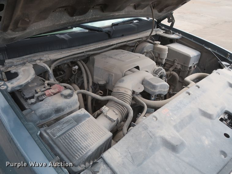 image for item HW9067 2012 Chevrolet Silverado 1500 LT  Crew Cab pickup truck