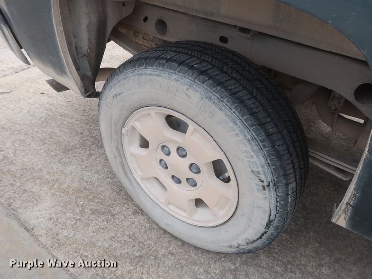 image for item HW9067 2012 Chevrolet Silverado 1500 LT  Crew Cab pickup truck