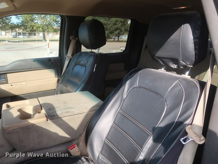 image for item HW9068 2012 Ford F150 XLT  SuperCrew pickup truck