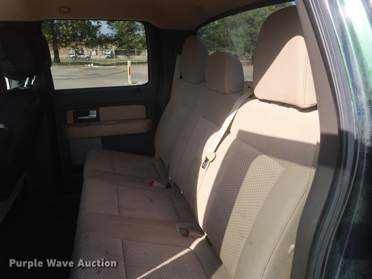 image for item HW9068 2012 Ford F150 XLT  SuperCrew pickup truck