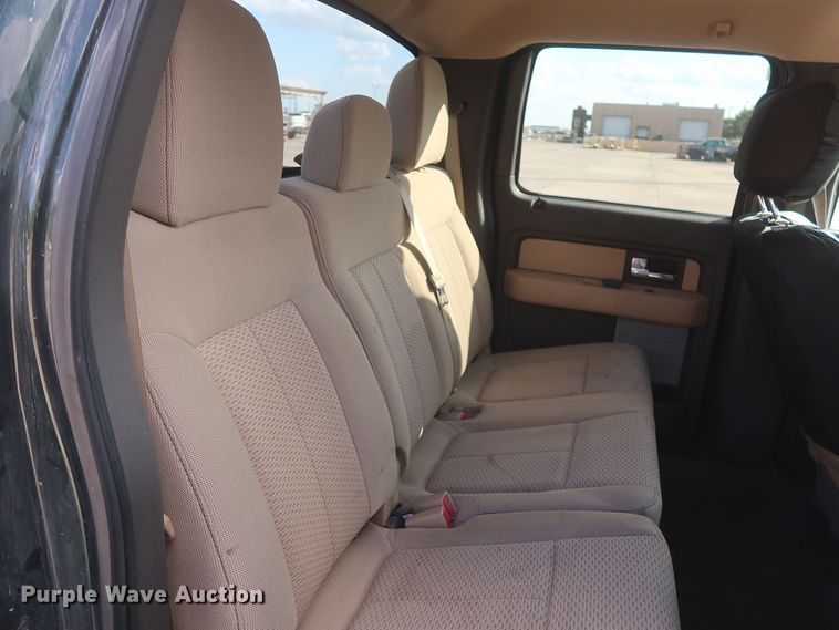 image for item HW9068 2012 Ford F150 XLT  SuperCrew pickup truck