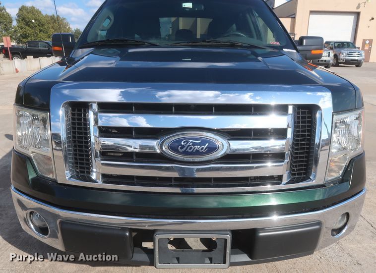 image for item HW9068 2012 Ford F150 XLT  SuperCrew pickup truck