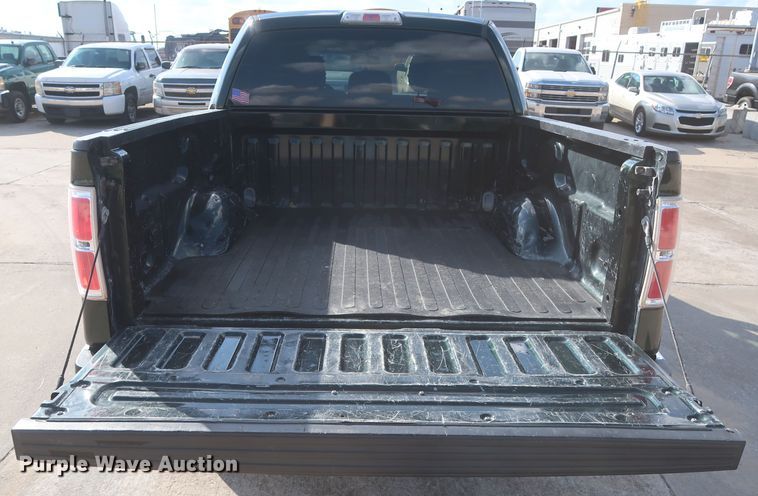 image for item HW9068 2012 Ford F150 XLT  SuperCrew pickup truck