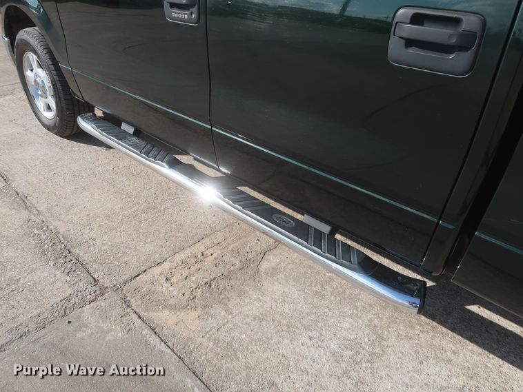 image for item HW9068 2012 Ford F150 XLT  SuperCrew pickup truck