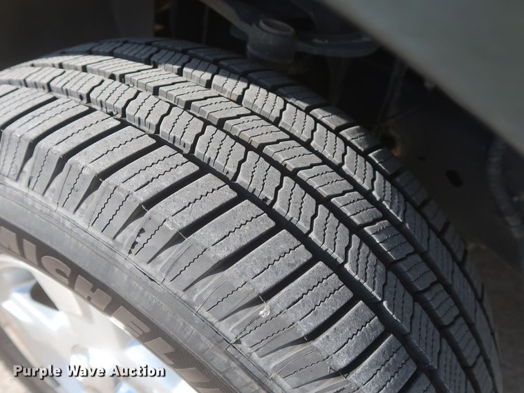 image for item HW9068 2012 Ford F150 XLT  SuperCrew pickup truck