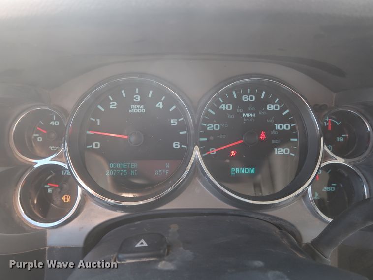 image for item HW9069 2012 Chevrolet Silverado 1500 LT  Crew Cab pickup truck