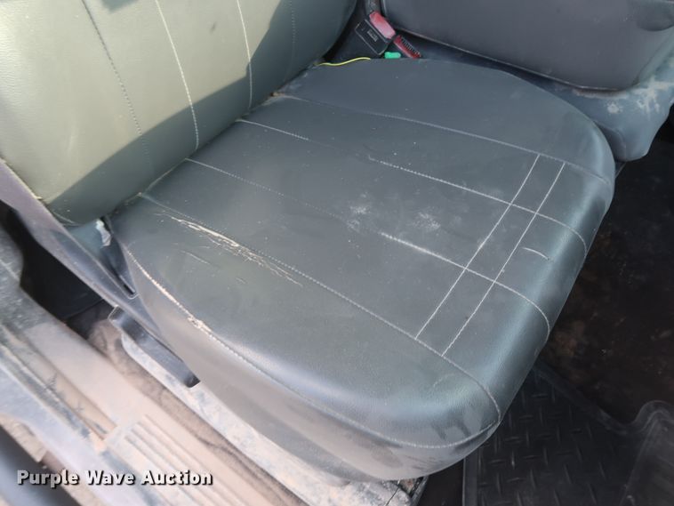 image for item HW9069 2012 Chevrolet Silverado 1500 LT  Crew Cab pickup truck