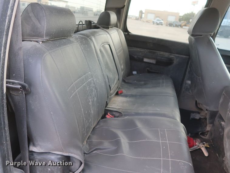 image for item HW9069 2012 Chevrolet Silverado 1500 LT  Crew Cab pickup truck