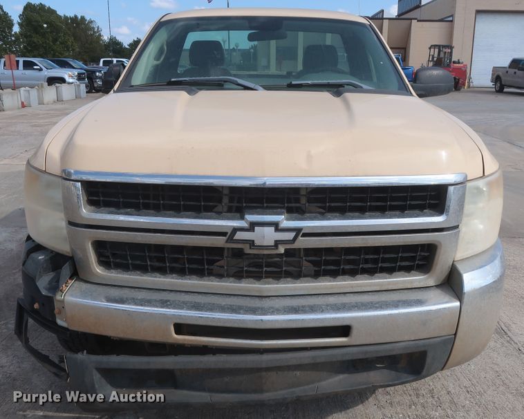 image for item HW9071 2007 Chevrolet Silverado 2500HD  pickup truck