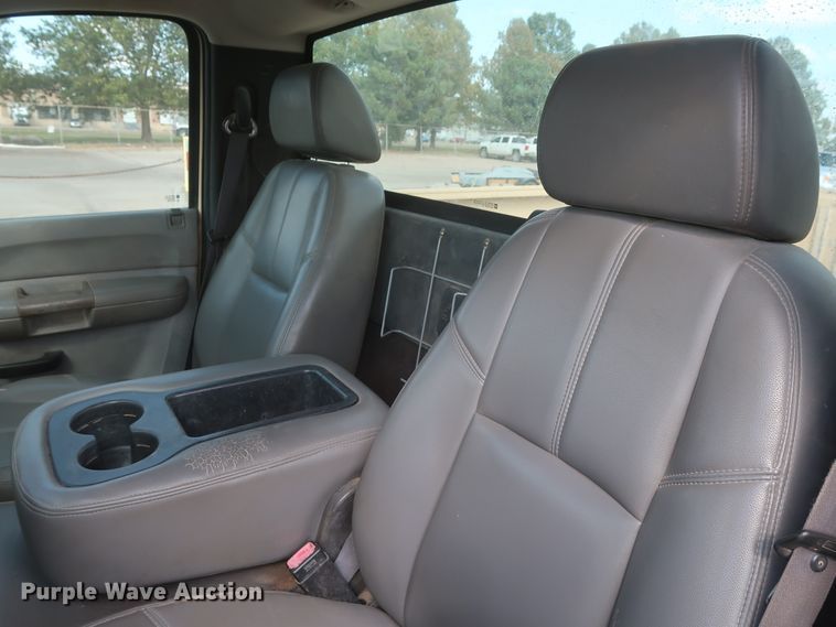image for item HW9071 2007 Chevrolet Silverado 2500HD  pickup truck