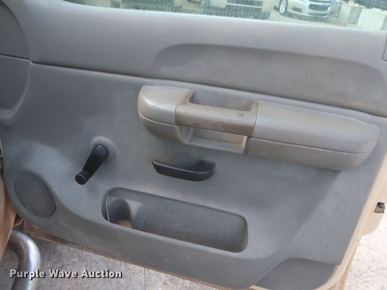 image for item HW9071 2007 Chevrolet Silverado 2500HD  pickup truck