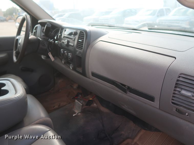 image for item HW9071 2007 Chevrolet Silverado 2500HD  pickup truck