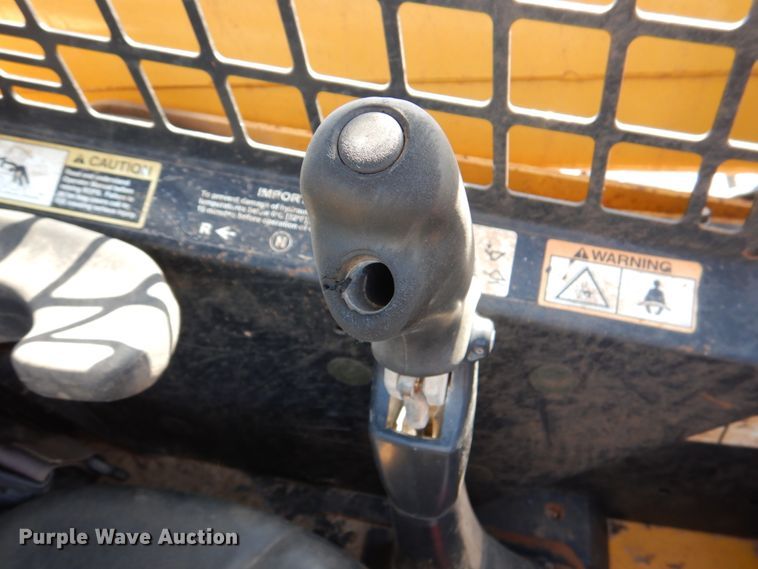 image for item HW9076 2008 John Deere CT322  tracked skid steer loader