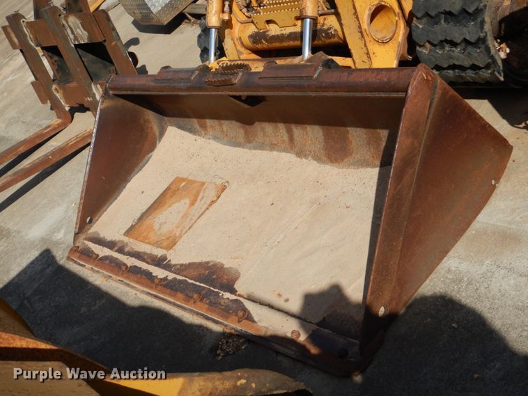 image for item HW9076 2008 John Deere CT322  tracked skid steer loader