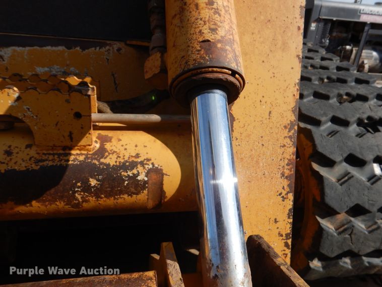 image for item HW9076 2008 John Deere CT322  tracked skid steer loader