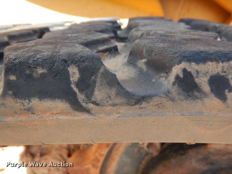 image for item HW9076 2008 John Deere CT322  tracked skid steer loader