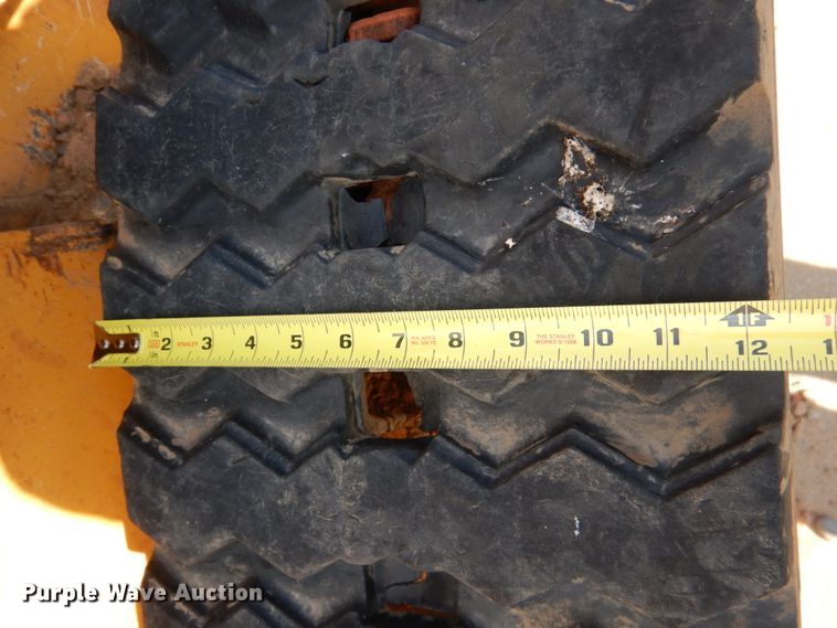 image for item HW9076 2008 John Deere CT322  tracked skid steer loader