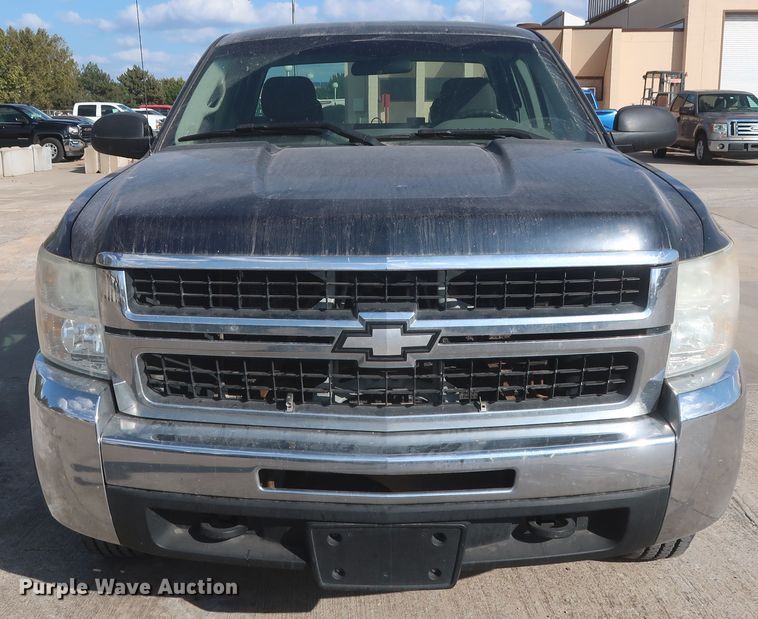 image for item HW9084 2008 Chevrolet Silverado 2500HD  Ext. Cab pickup truck