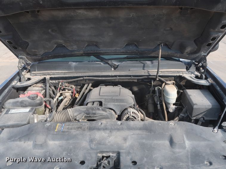 image for item HW9084 2008 Chevrolet Silverado 2500HD  Ext. Cab pickup truck