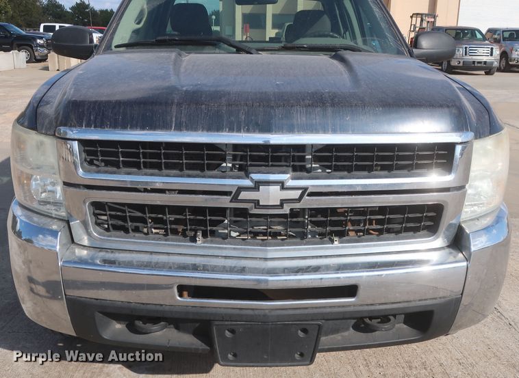 image for item HW9084 2008 Chevrolet Silverado 2500HD  Ext. Cab pickup truck