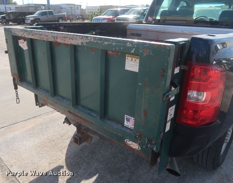 image for item HW9084 2008 Chevrolet Silverado 2500HD  Ext. Cab pickup truck