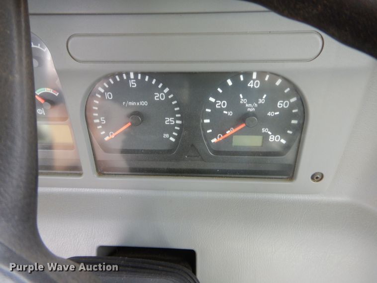 image for item HW9127 2008 Volvo A25E  haul truck