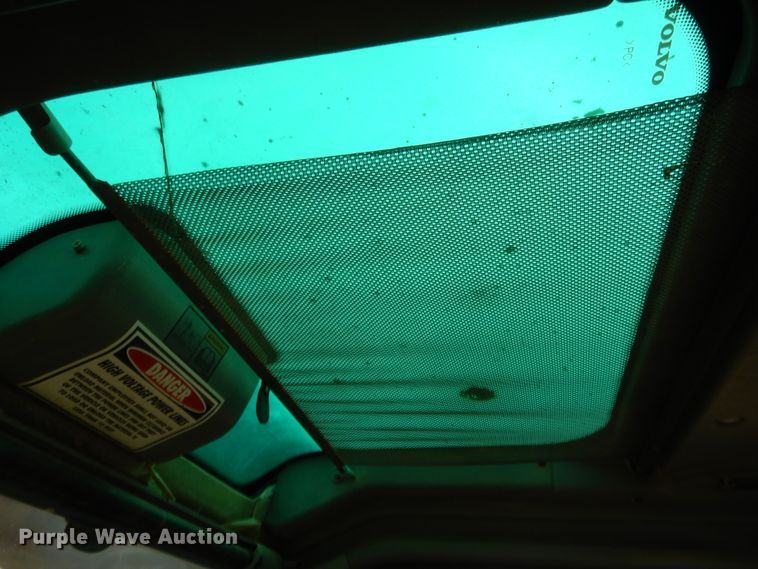 image for item HW9128 2007 Volvo EC290B LC  excavator