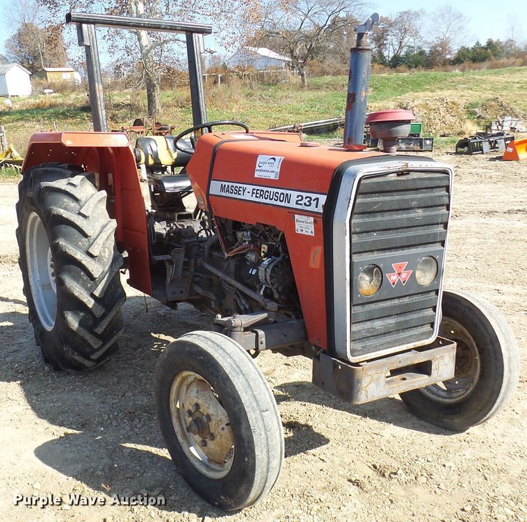 image for item DC2889 1989 Massey Ferguson 231  tractor