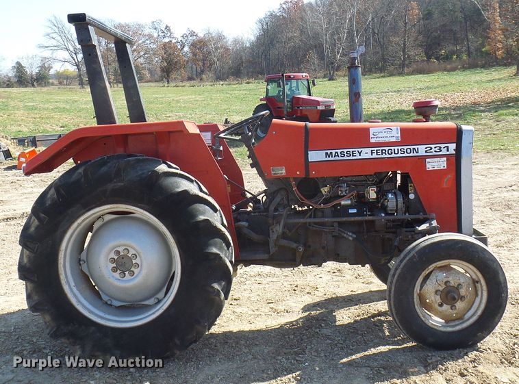 image for item DC2889 1989 Massey Ferguson 231  tractor