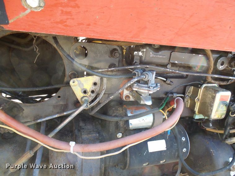 image for item DC2889 1989 Massey Ferguson 231  tractor