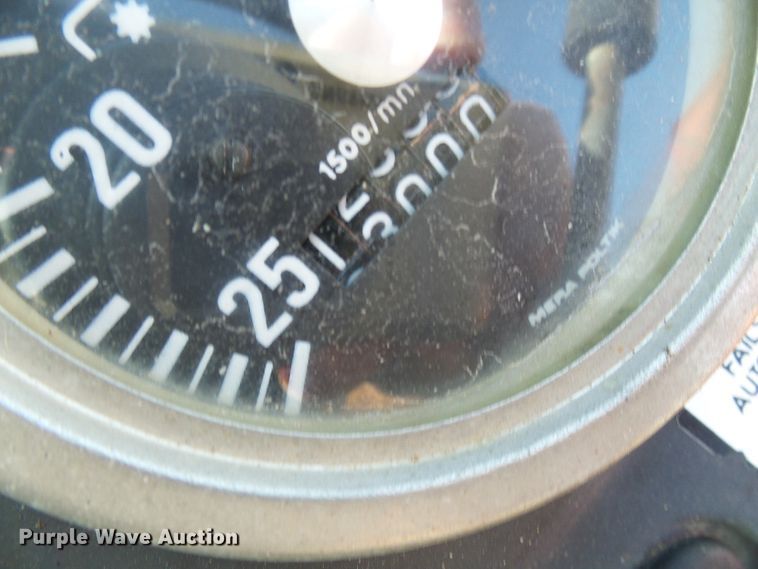 image for item DC2889 1989 Massey Ferguson 231  tractor