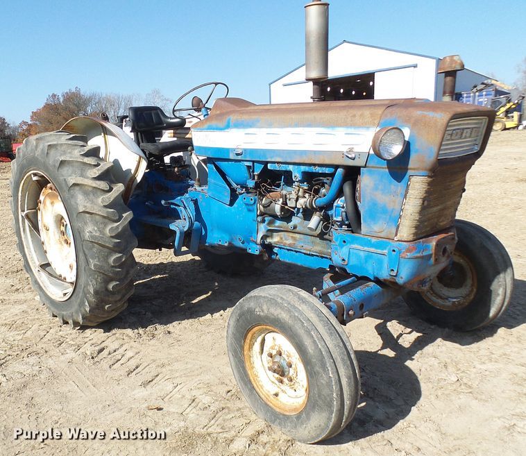 image for item DC2890 1968 Ford 5000  tractor
