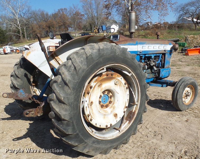 image for item DC2890 1968 Ford 5000  tractor