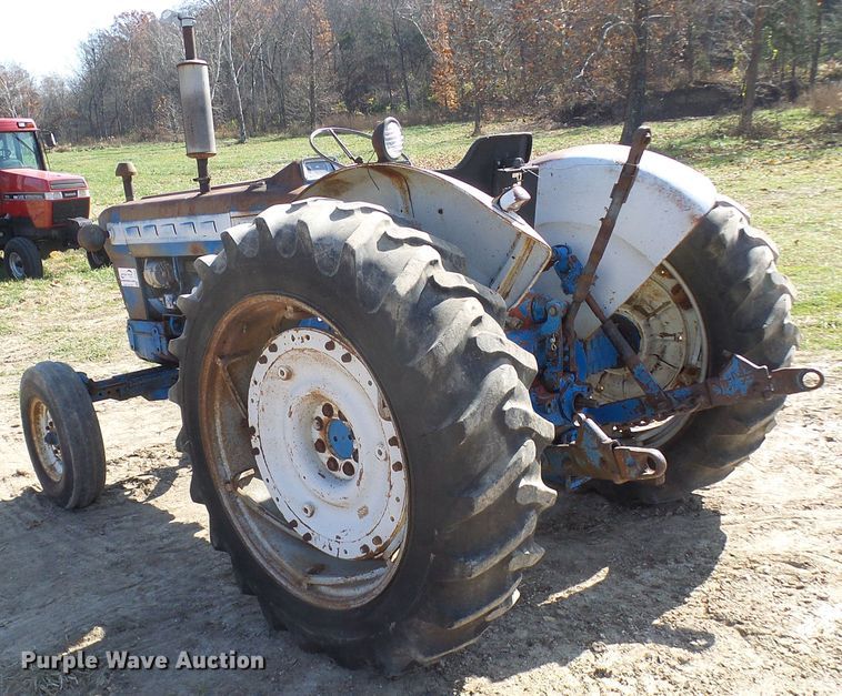 image for item DC2890 1968 Ford 5000  tractor