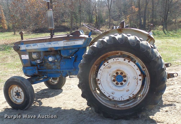 image for item DC2890 1968 Ford 5000  tractor